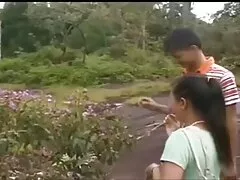 Dua bimbo plastik meniduri otak seorang lelaki awek comey yang bertuah