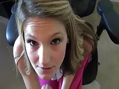 Berambut perang sedap kena jolok Stepma Booty-Banged oleh Horndog Stepson