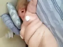 Sara Jay yang seksi membuatkan muka budak sekolah tayang tetek MILFnya yang cantik menjadi sayu